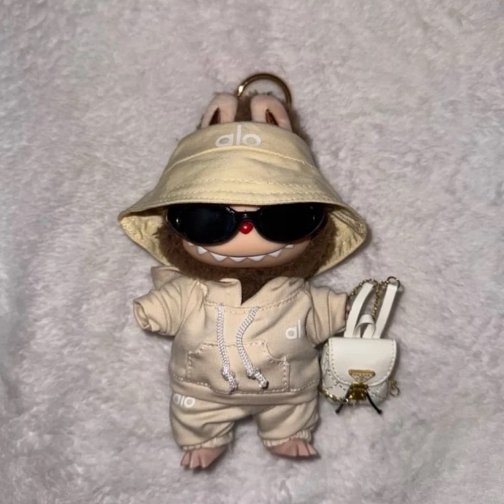 Labubu Alo yoga sweatsuit and hat